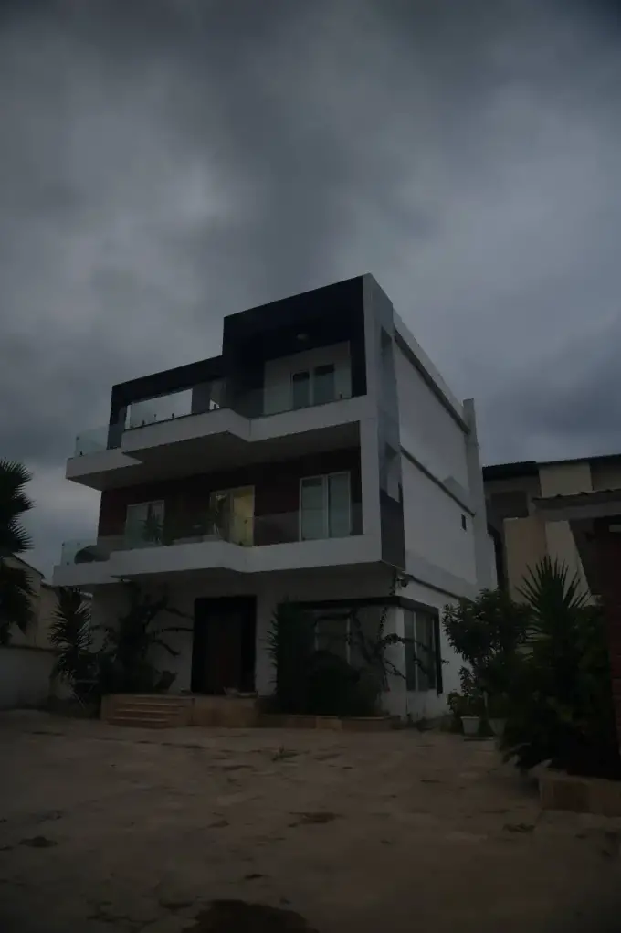 ویلا نما مدرن خوش ساخت در رمشی