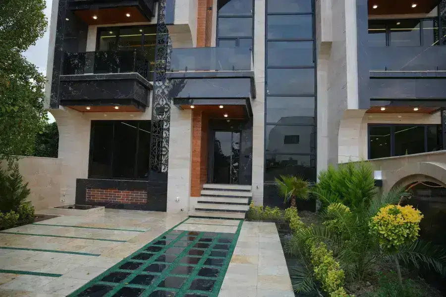 ویلا نئوکلاسیک مدرن در چمستان