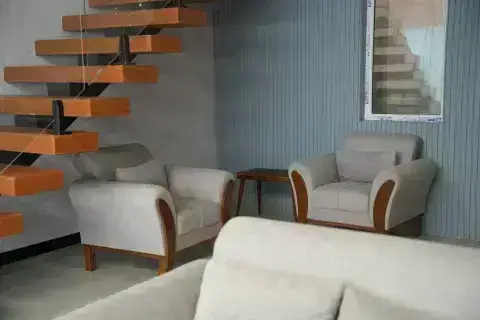 ویلا نما مدرن در چمستان — عکس ۳